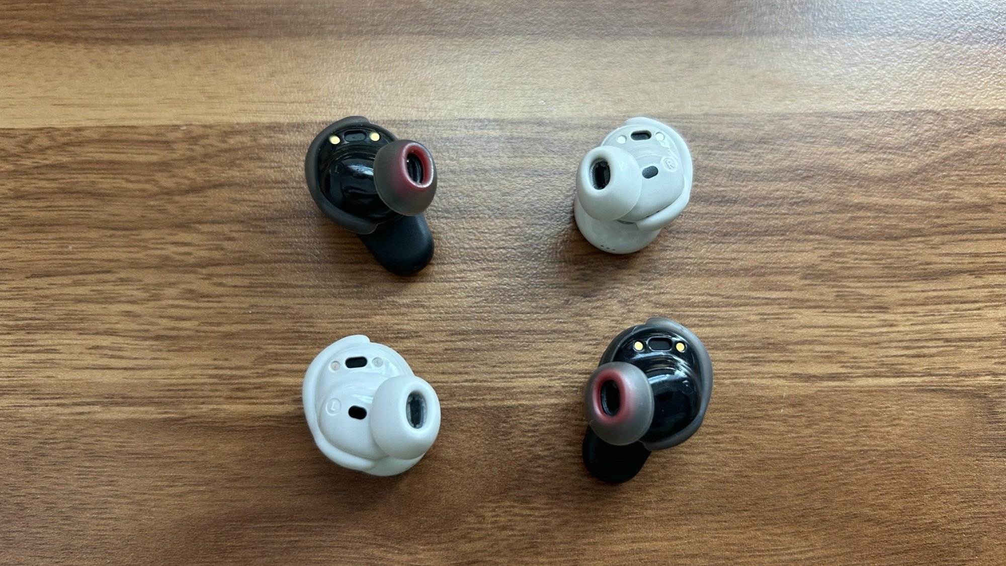 skullcandy and bose earbuds